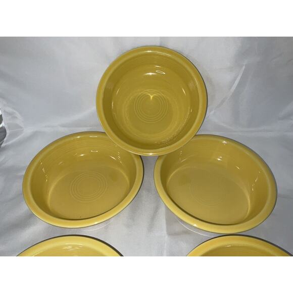 VTG VINTAGE YELLOW FIESTA WARE 19 OZ CEREAL BOWLS 6 7/8 IN SET/7 - Picture 2 of 8